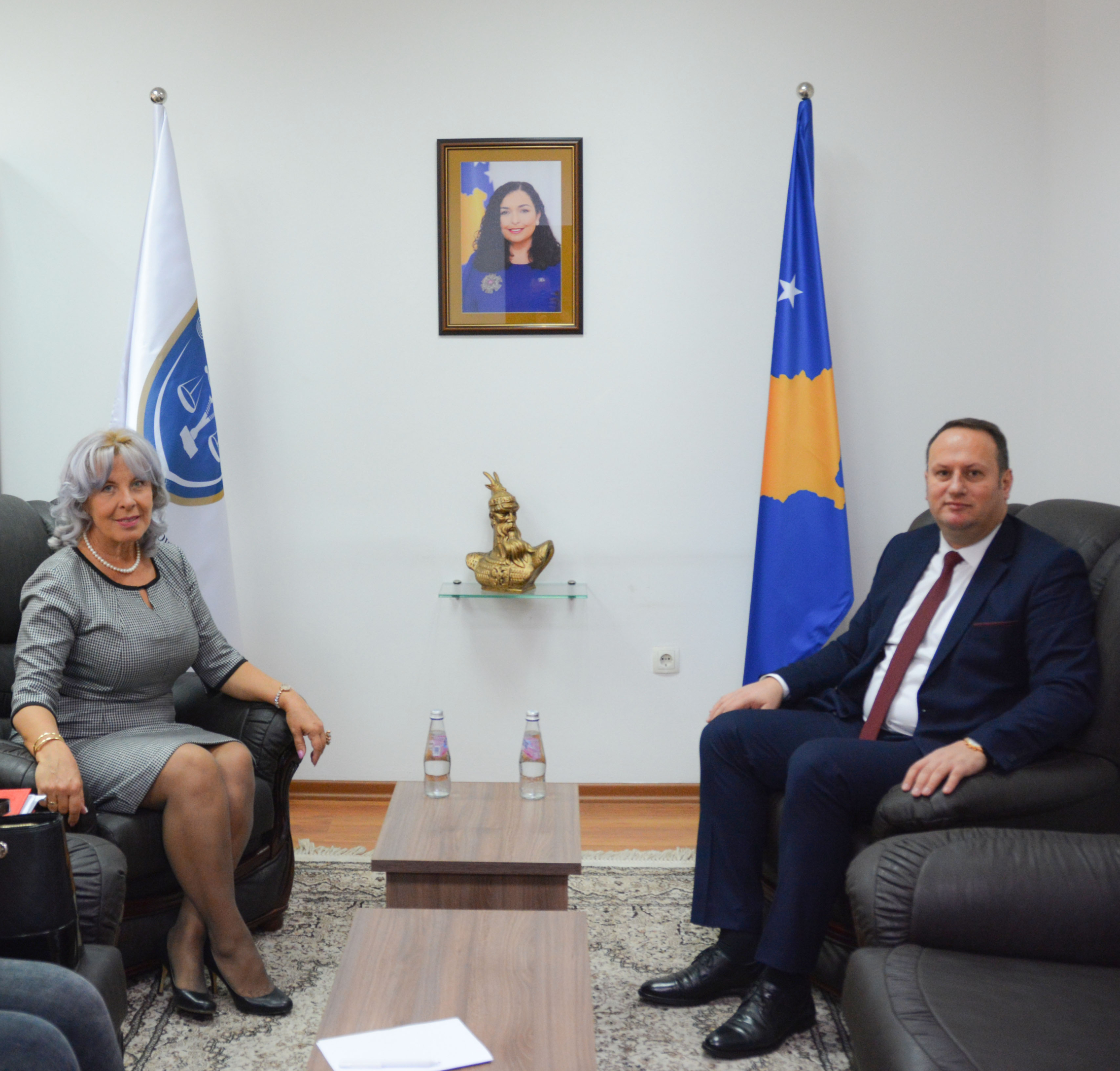 Kryesuesi Zogaj priti në takim Kryetaren e Gjykatës Themelore në Mitrovicë