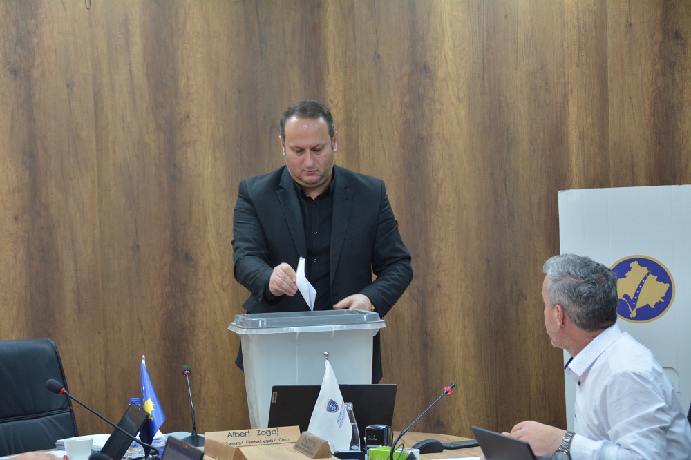 Zgjidhet zëvendës administratori i Gjykatës së Apelit dhe Gjykatës Themelore në Prishtinë