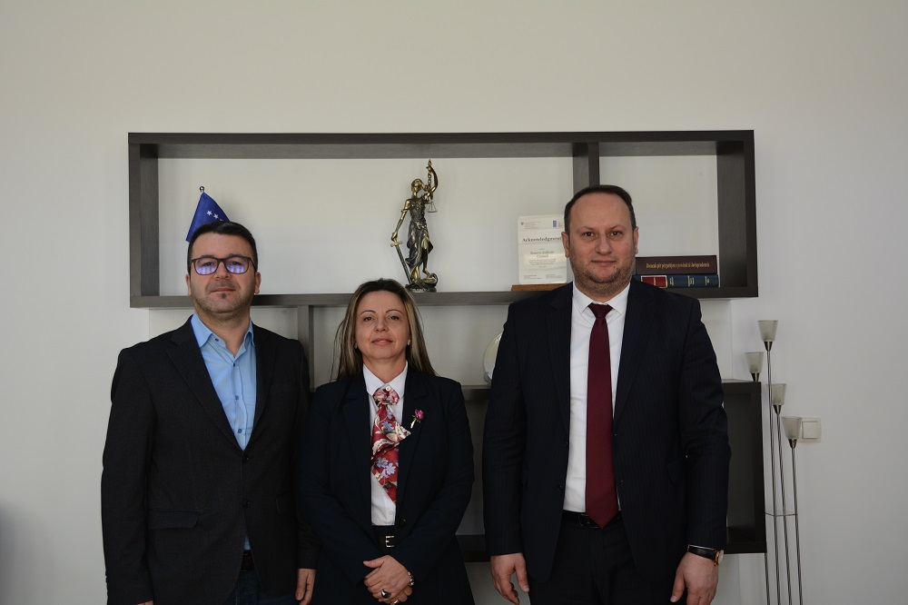 Predsedavajući Zogaj dočekao je na sastanku predsednicu Autoriteta Kosova za konkurenciju