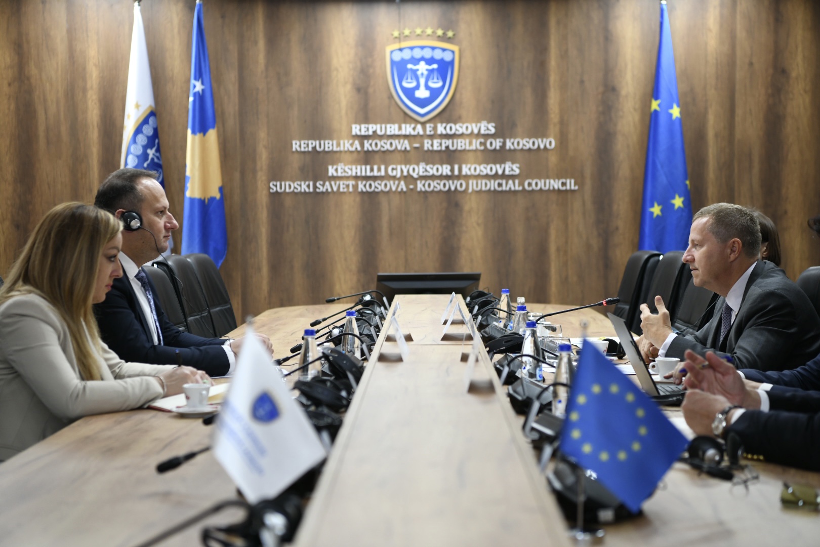 Kryesuesi Zogaj, priti në takim Shefin e Zyrës së Bashkimit Evropian në Kosovë, Tomas Szunyog