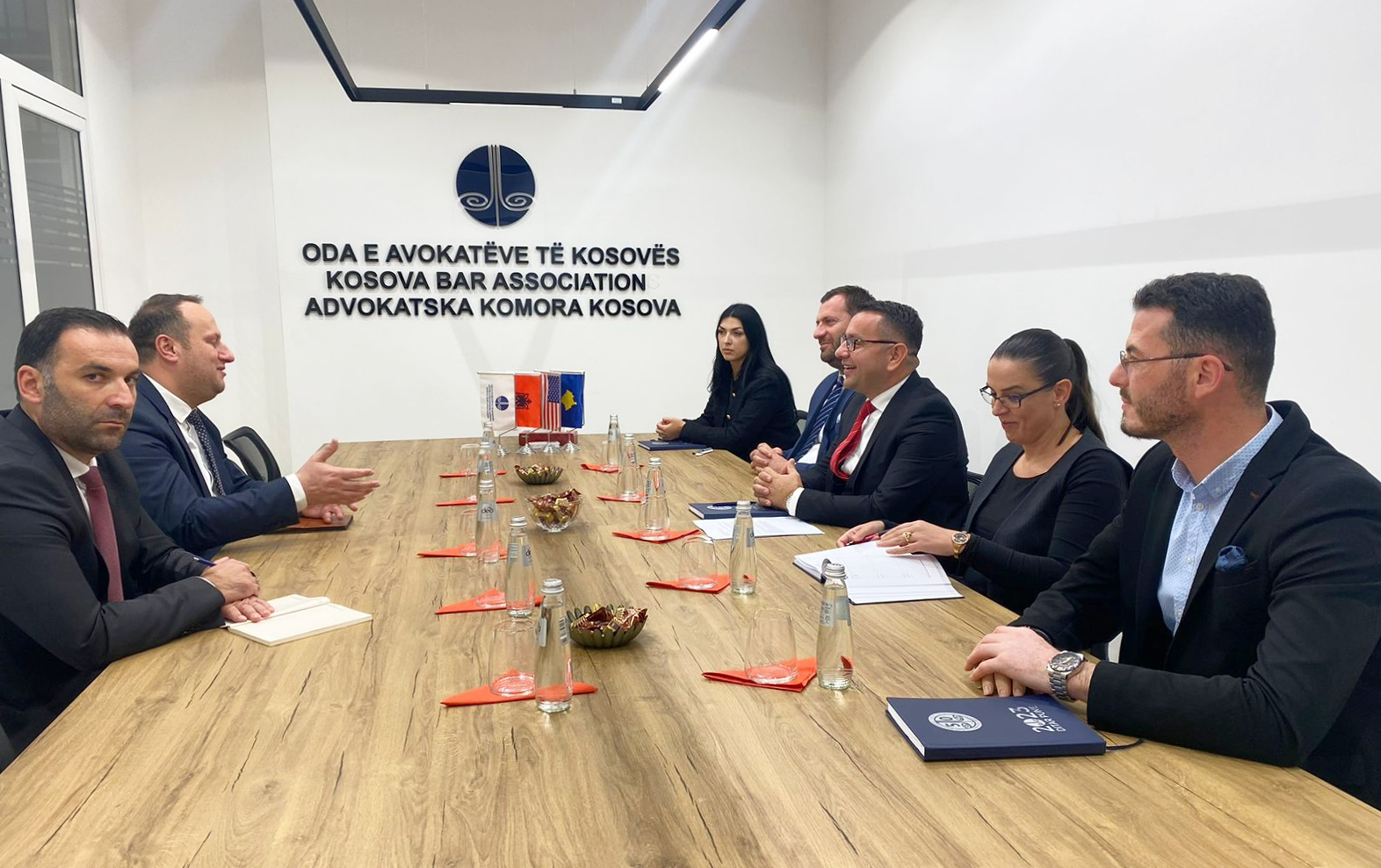 Kryesuesi Zogaj takoi kryetarin e Odës së Avokatëve të Kosovës